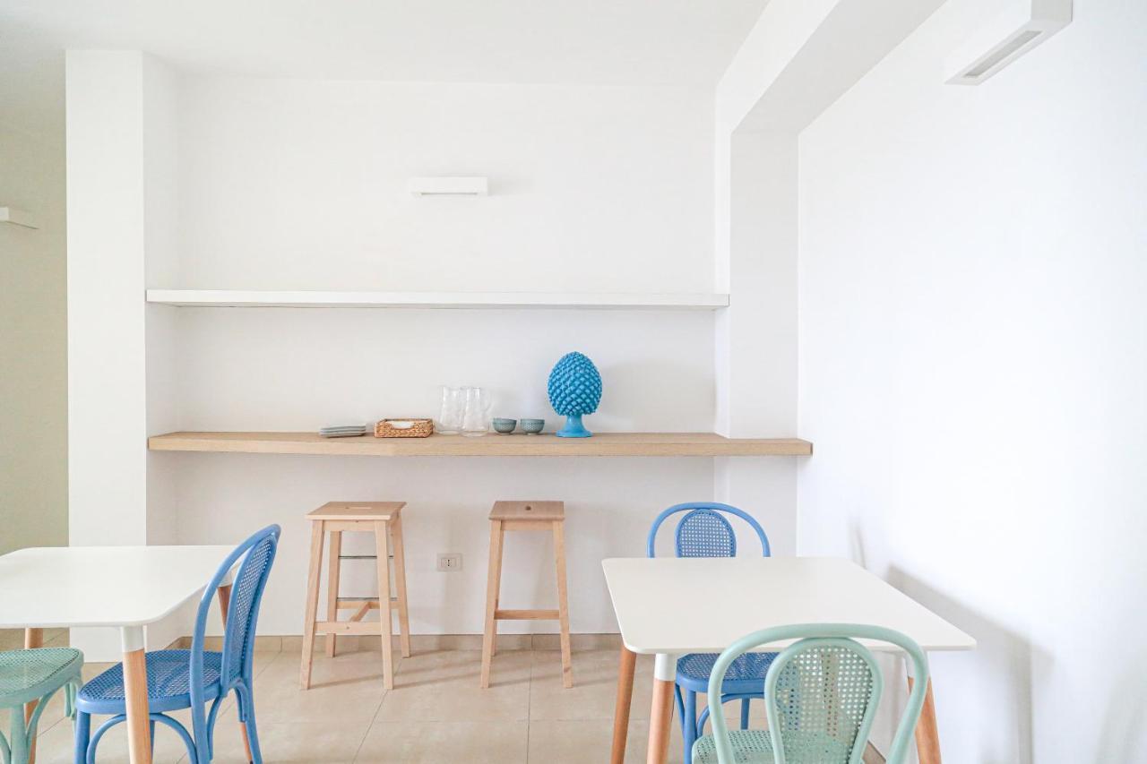 Casa Clementina Rooms Vista Mare Порто-Чезарео Екстер'єр фото