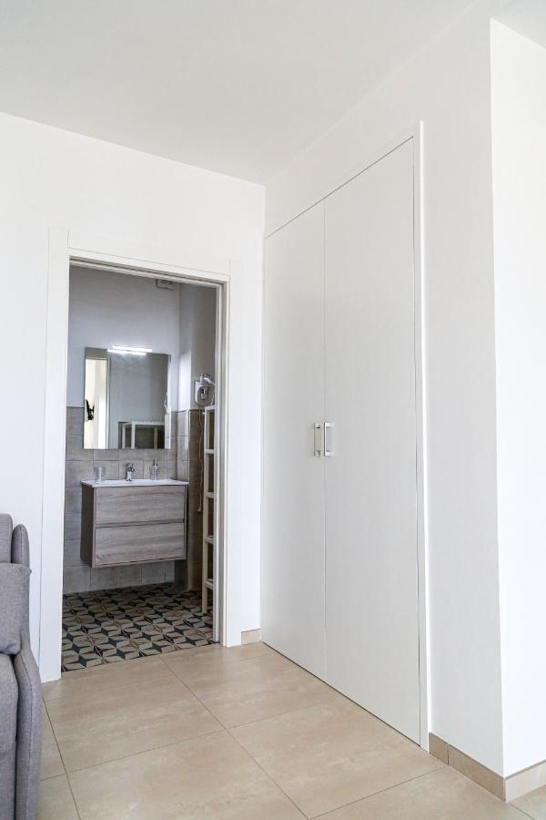 Casa Clementina Rooms Vista Mare Порто-Чезарео Екстер'єр фото